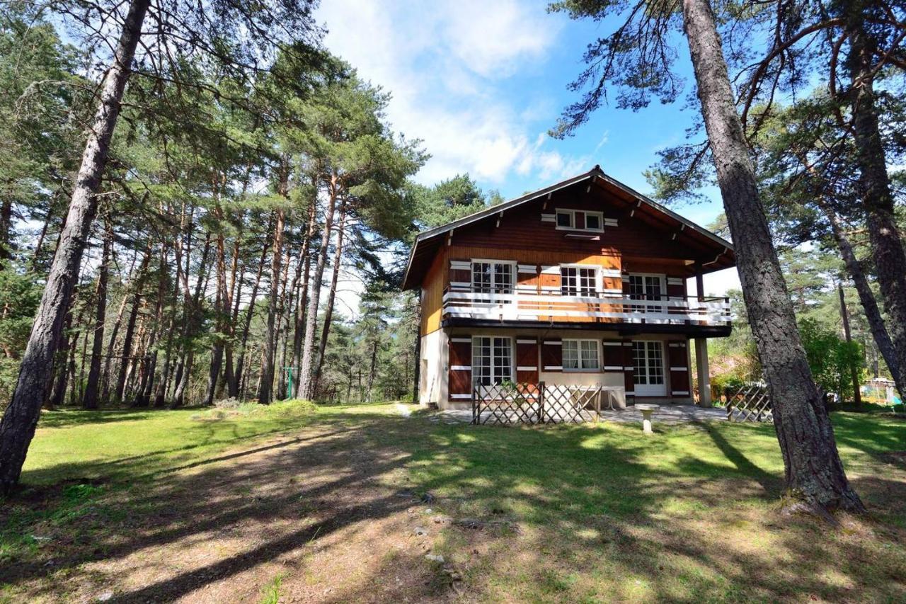 Large Riverside Chalet Near Gorges Du Verdon La Bastide  외부 사진