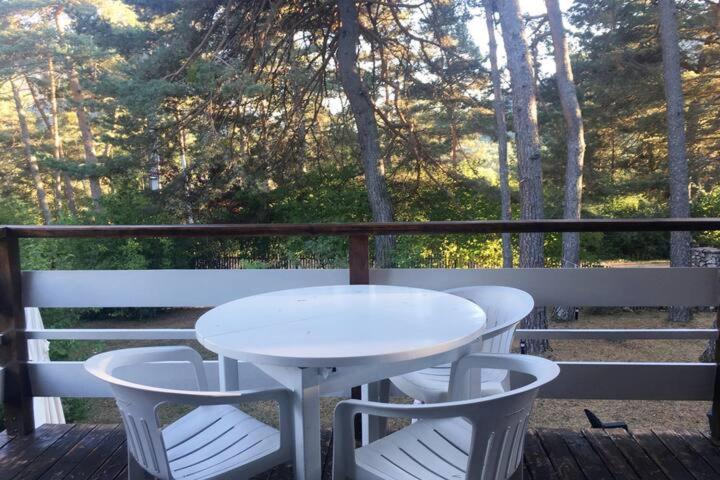 Large Riverside Chalet Near Gorges Du Verdon La Bastide  외부 사진